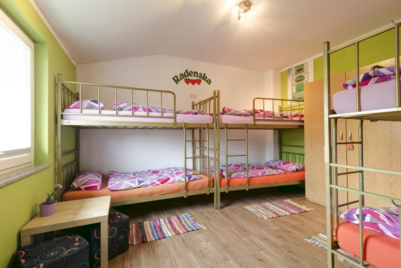 Hostel Ociski Raj Kozina Kamer foto